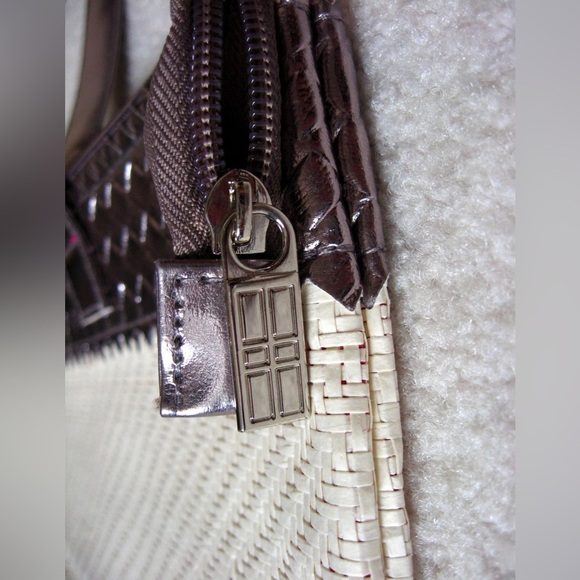Elizabeth Arden Off White Straw Tote Bag With Metal Tone Detail (Bag Only) New - Picture 4 of 5